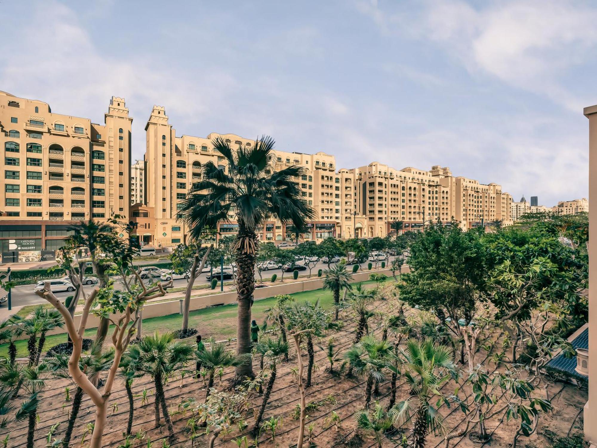 Апартаменти New Fairmont Private Club Access Palm Jumeirah *